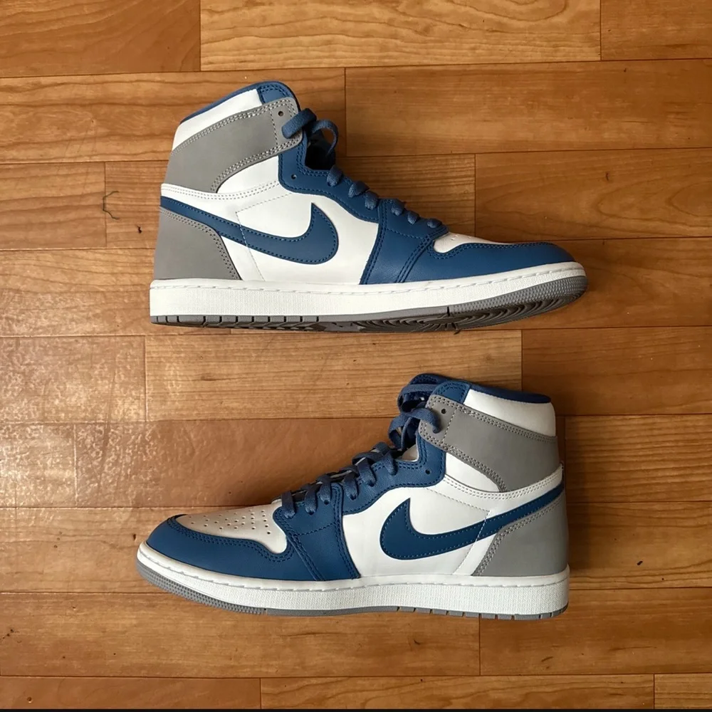 Air Jordan 1 Retro High OG ‘True Blue’ - Picture 1 of 10